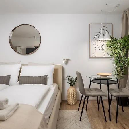 Main Street Apartment *